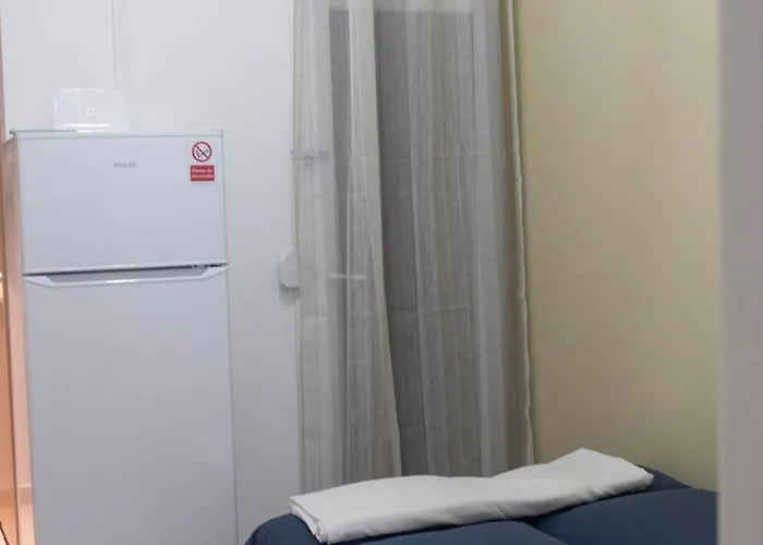 3cs Theasaloniki At The White Tower Seaview And Citadel View *